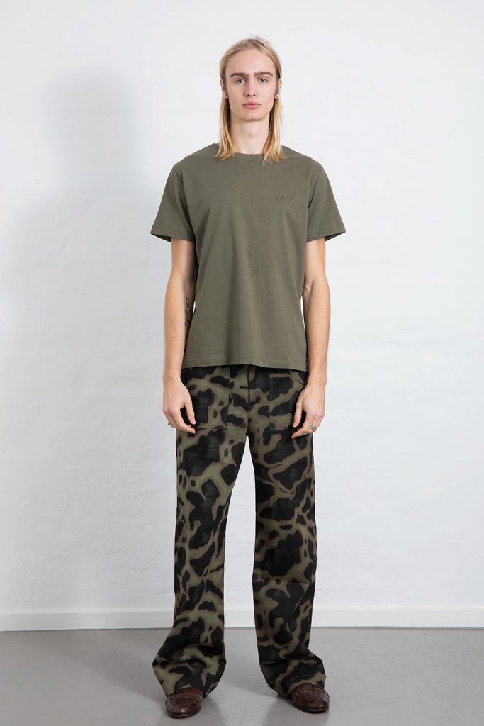 model aplo juna green cotton tshirt